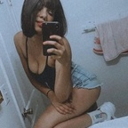 carolinyzuza onlyfans leaked picture 2